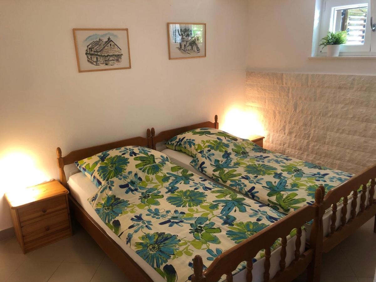 Dalmatia Apartments 珀德垂那 外观 照片